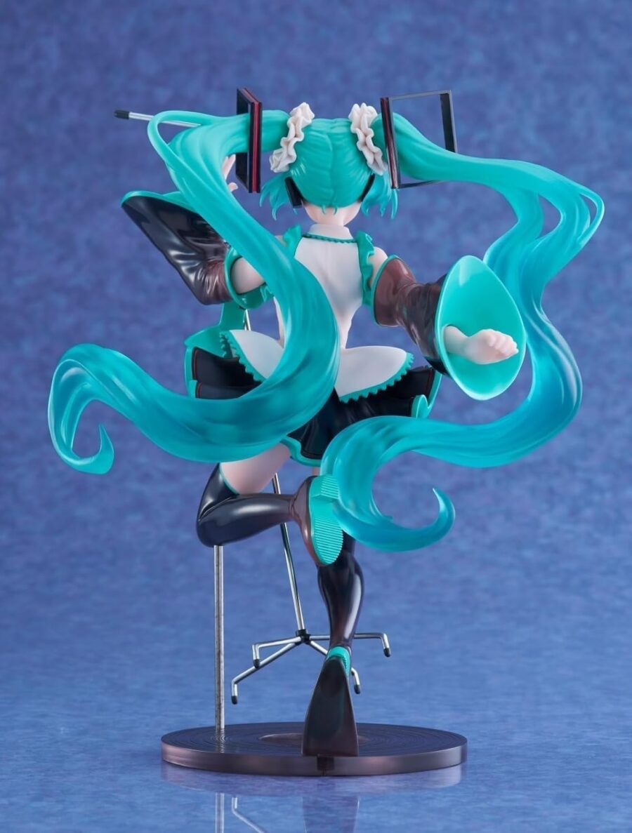 Hatsune Miku AMP+ Figure – Birthday 2023 Ver. - Image 5